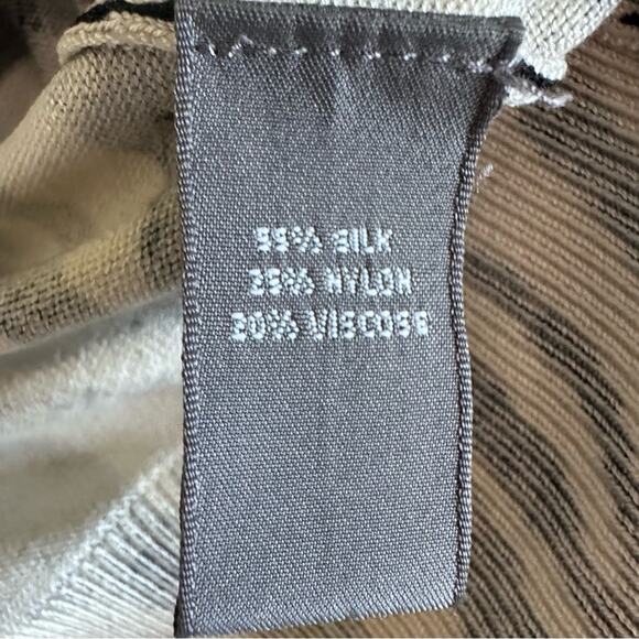 Josephine Chaus sz M 50% Silk Leopard Print Animal Knit Cardigan Sweater - EUC - Picture 4 of 7